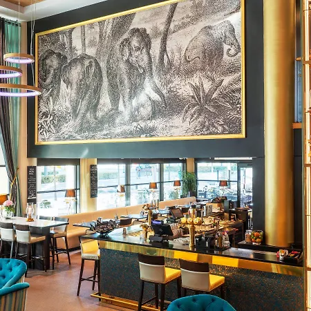 Thon Opera Hotel 4*