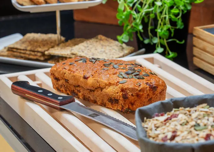 Отель Thon Opera 4*