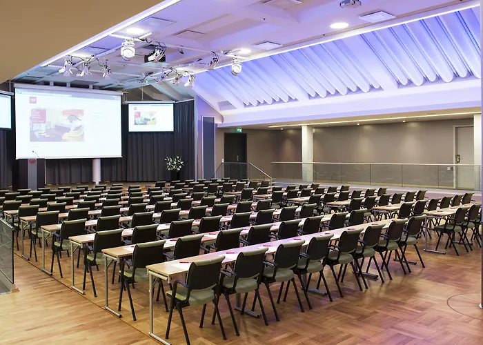 Thon Opera Hotell 4*