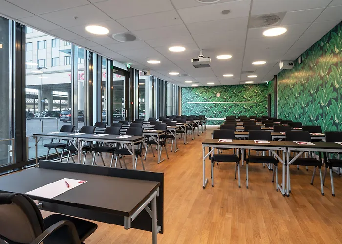 Thon Opera מלון 4*